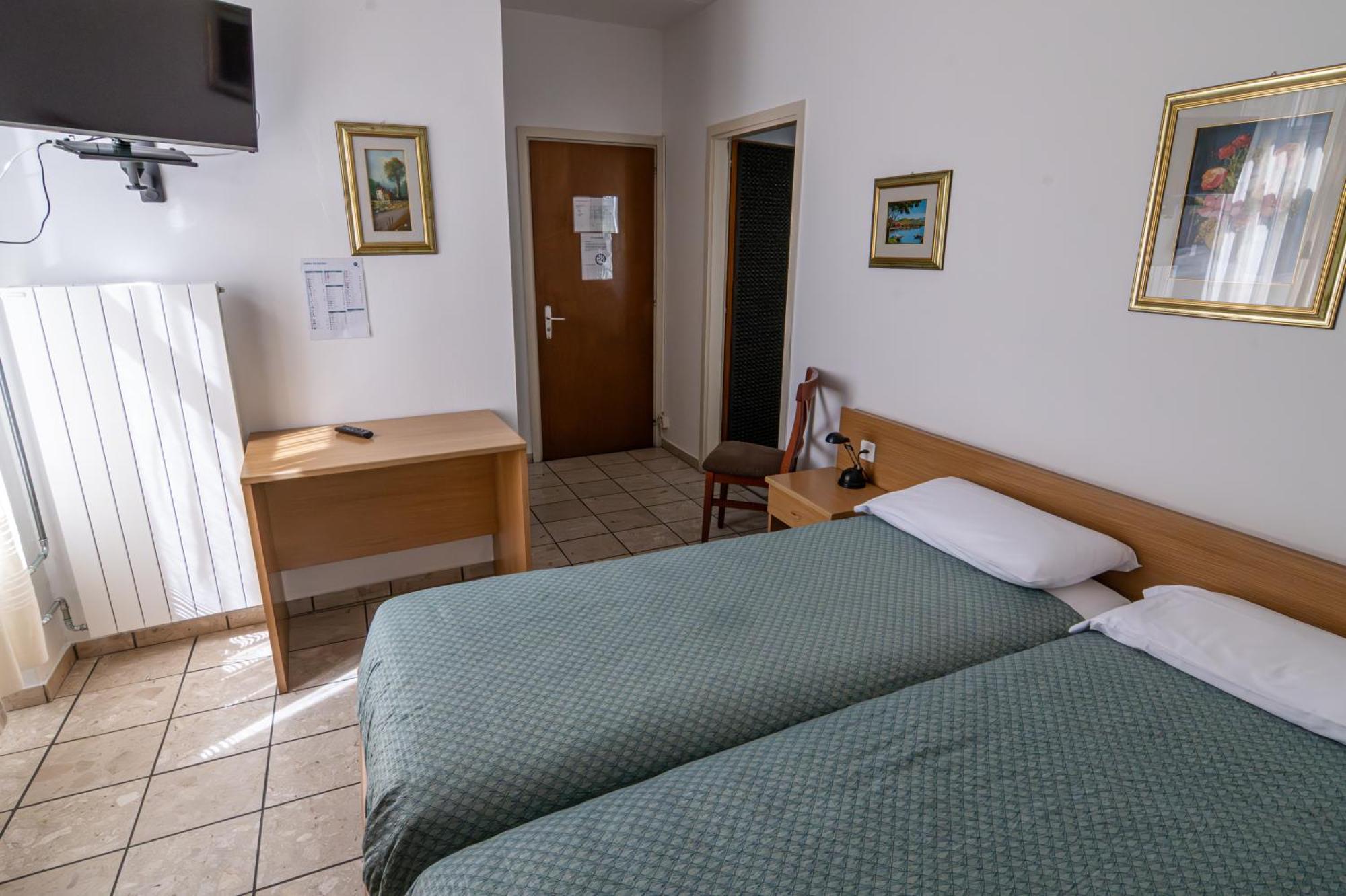 Bodio Albergo Stazione מראה חיצוני תמונה